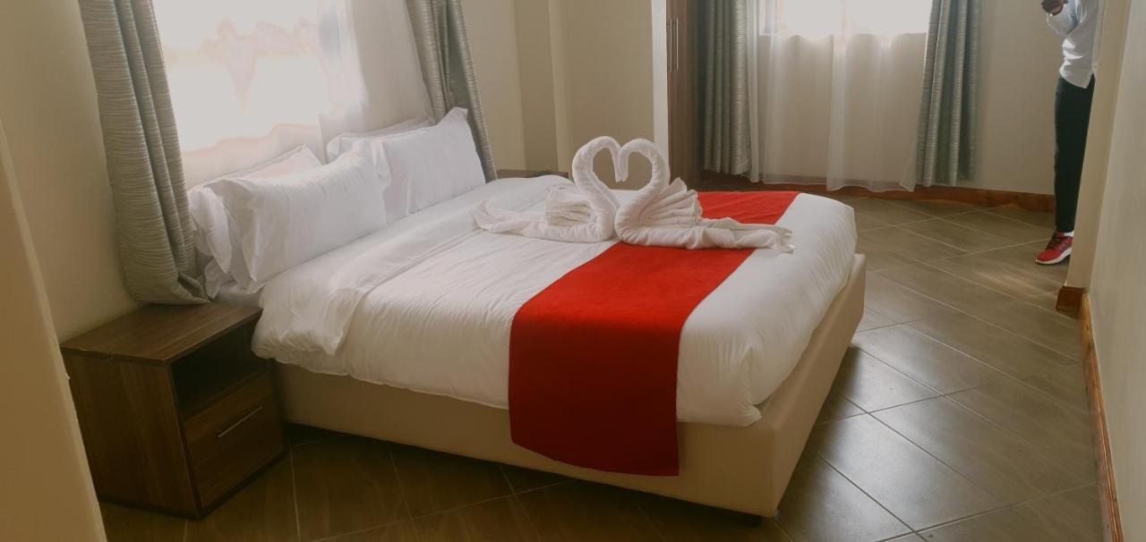 Walabi Mara Hotel Narok Ngoại thất bức ảnh